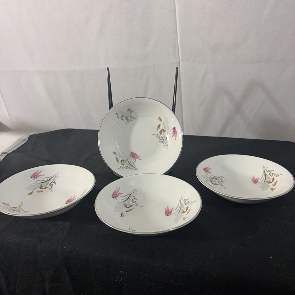 Vtg Royal Duchess fine china Bavaria Germany mountain bell‎ set of 4 berry bowls